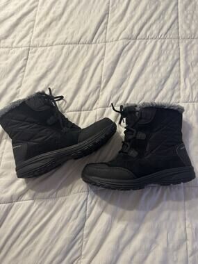 Columbia Women's Ice Maiden Shorty Winter Boots Black Waterproof Techlite Snow